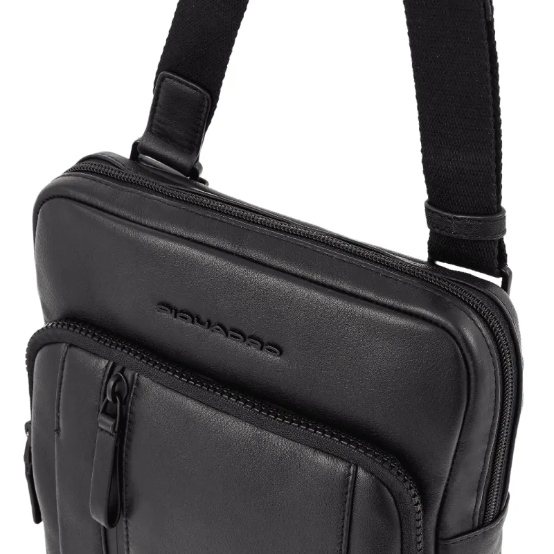 Piquadro Charlie leather crossbody bag black 2
