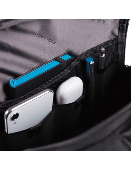 Piquadro Brief2 PC- und iPad®-Rucksack mit Anti-Diebstahl-Kabel schwarz