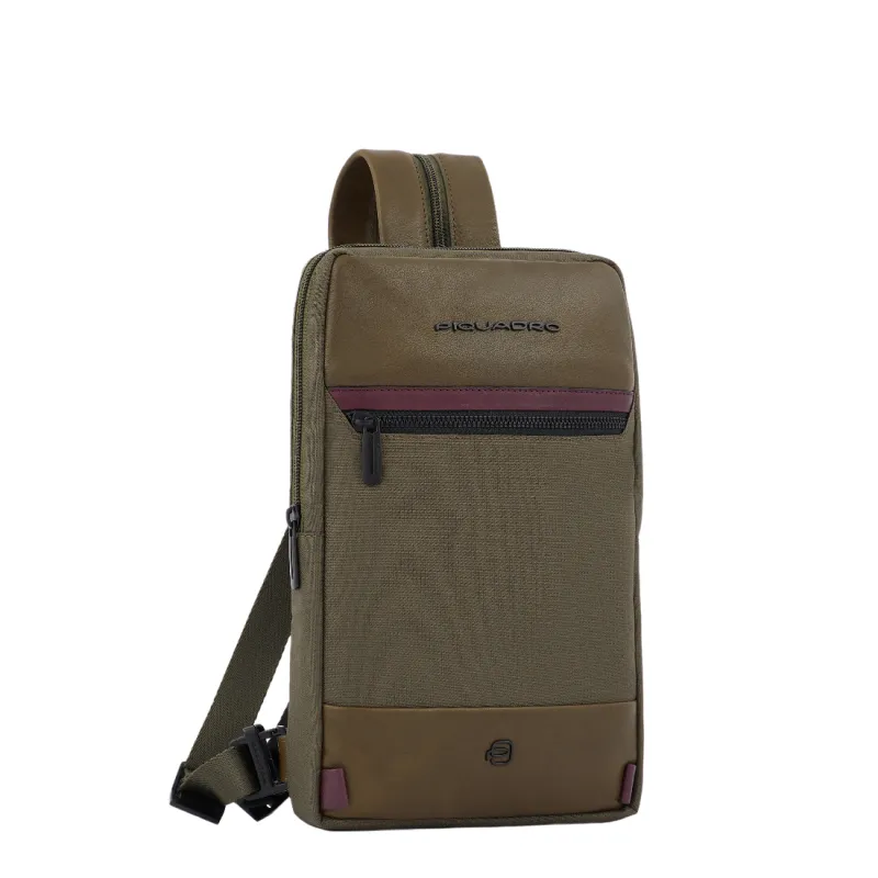 Piquadro Keith Querträgertasche aus recyceltem Stoff grün 2