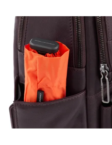 Cartella in pelle con due scomparti...