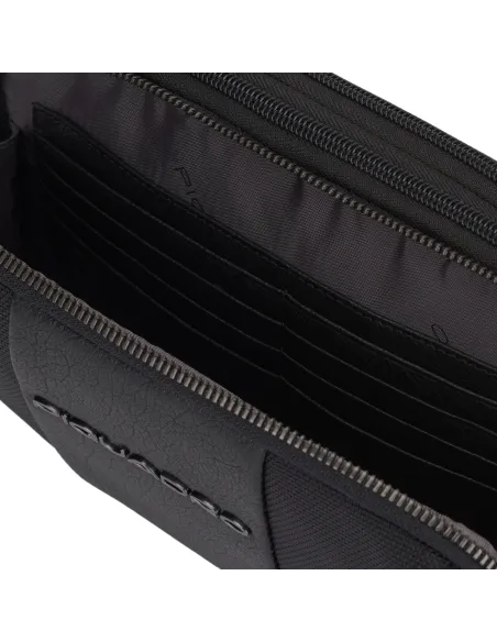 Piquadro Brief2 Clutch mit drei Fächern schwarz