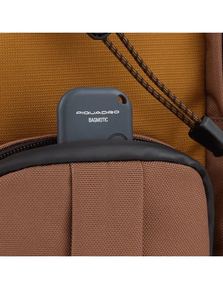 Piquadro Mick 15.6" laptop backpack sand