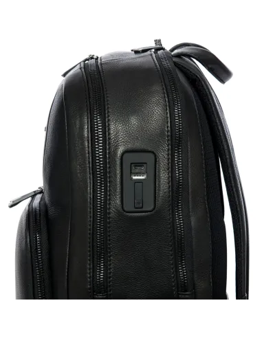Zaino in pelle a due scomparti...