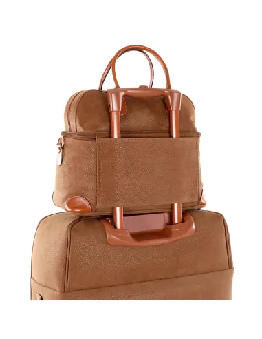 Beauty case Brics Life renna sul trolley