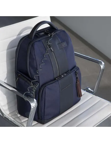 Piquadro Brief 2 Fast-Check Laptop-Rucksack mit Anti-Diebstahl-Kabel, blau