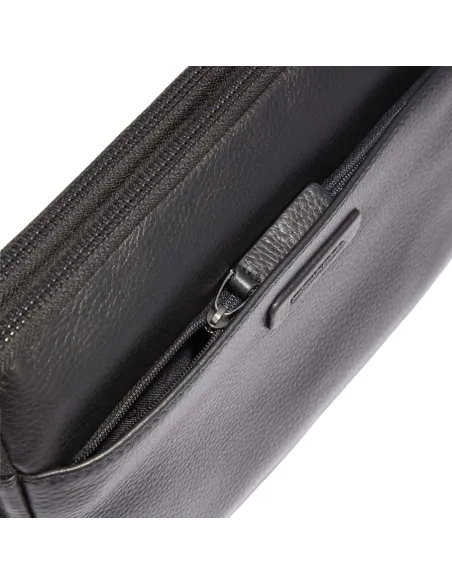 Pochette in pelle a due scomparti Piquadro Modus Special nera