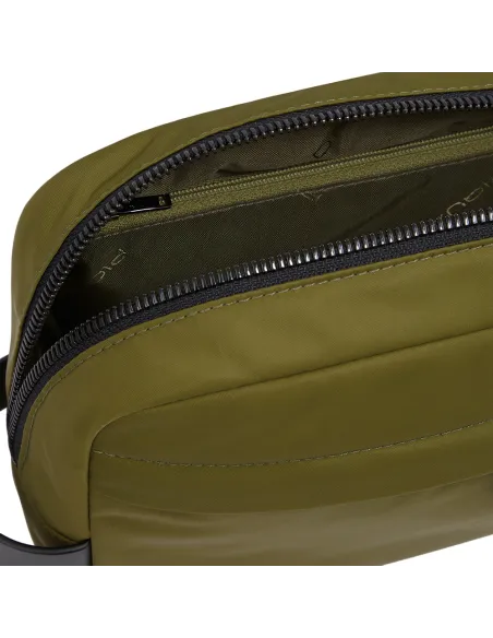 Necessaire Piquadro in tessuto verde