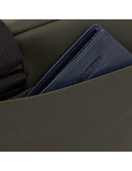Piquadro Hidor Umhängetasche mit iPad®-Fach, wasserdichter Tasche, grün