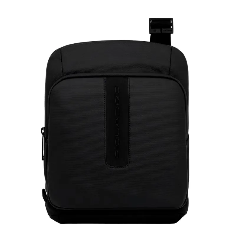 Borsello in tessuto impermeabile Piquadro nero