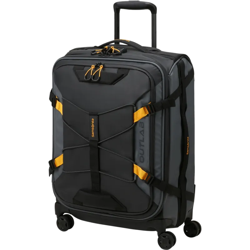 Samsonite Outlab Paradiver Softside spinner with TSA... 2