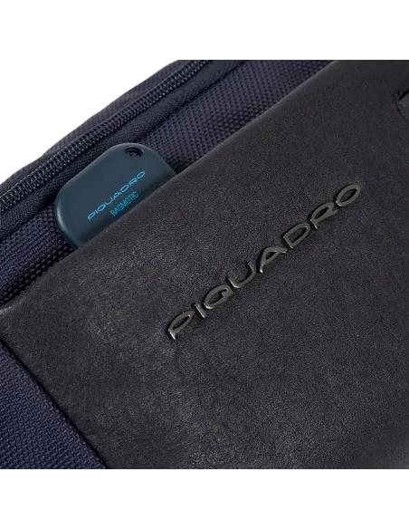 Marsupio in tessuto rigenerato e pelle Piquadro Brief2, blu