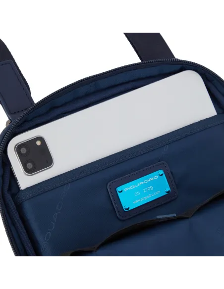 Borsello in tessuto riciclato porta iPad® Piquadro Wallaby, blu