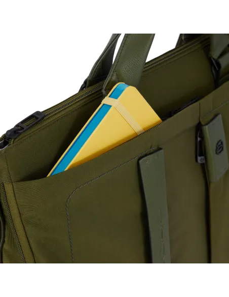 Piquadro P16 Special2 erweiterbare Aktentasche aus recyceltem Stoff und Leder, grün