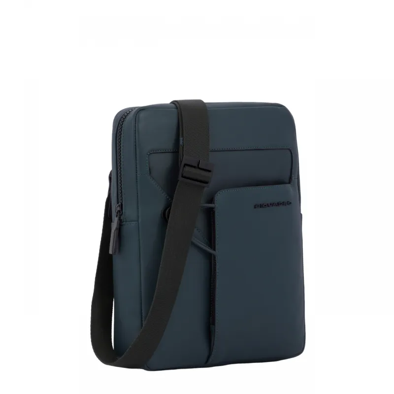 Piquadro AYE iPad® crossbody bag, green 2