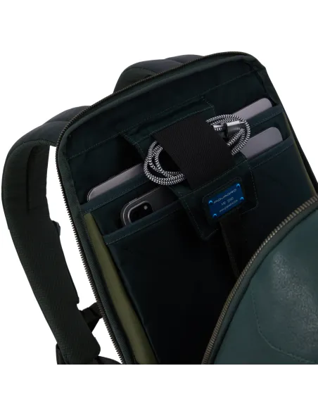 Zaino per computer e iPad®Pro 12,9" con vano porta scarpe e cavo antifurto Piquadro Rhino, nero