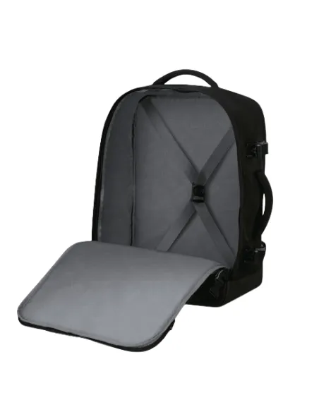 Mittelgroßer Reiserucksack mit Laptopfach American Tourister Take2Cabin, black