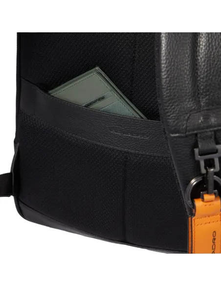 Piquadro Modus Special erweiterbarer schlanker Rucksack, grün