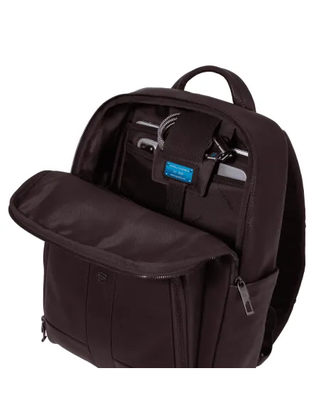 Piquadro Carl 13.3" kleine Computer-Rucksack, braun