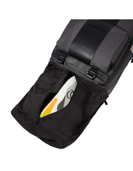 Piquadro Brief2 Special travel backpack with computer compartment, grey-black