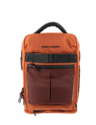 Piquadro Arne Computer und iPad®, LED-Rucksack aus recyceltem Stoff mit Schuhfach, orange