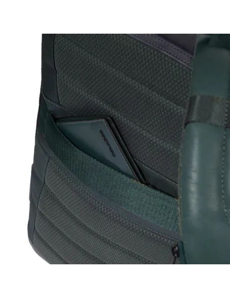 Reiserucksack mit 15,6" Laptopfach Piquadro Liko, schwarz