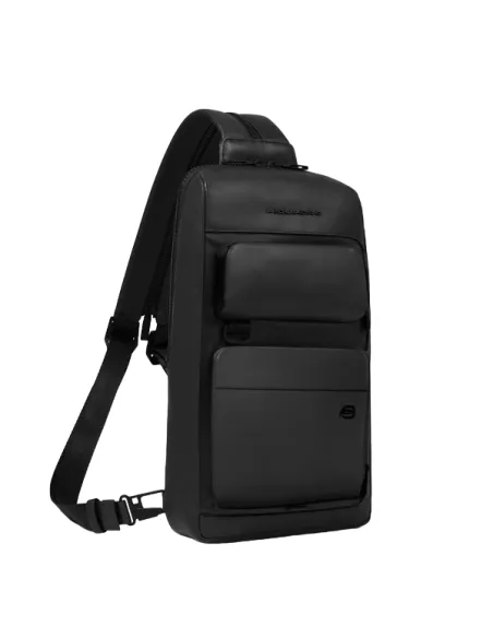 Monospalla in pelle e tessuto indossabile a zaino Piquadro Liko, nero