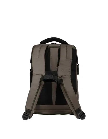 Piquadro Arne Computer und iPad® Rucksack aus recyceltem Stoff mit Schuhfach, Turteltaube