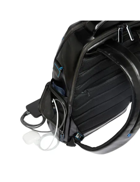 Zaino da viaggio in pelle con porta pc da 15,6 con cavo antifurto Piquadro Blue Square, nero