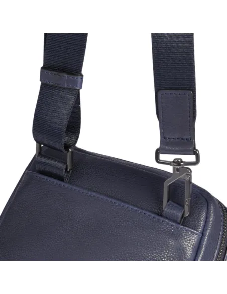 Piquadro Cronus iPad®mini Umhängetasche aus Leder, blau