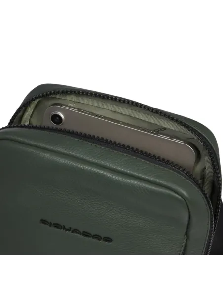 Piquadro Than Men's iPad®mini cross-body bag, green