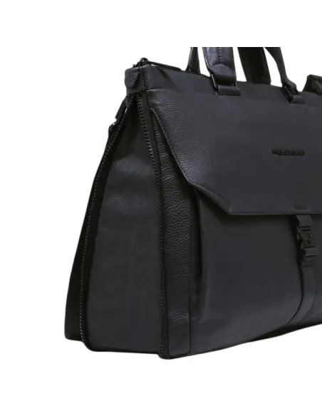 Expandierbare Aktentasche mit zwei Griffen Piquadro Than, schwarz