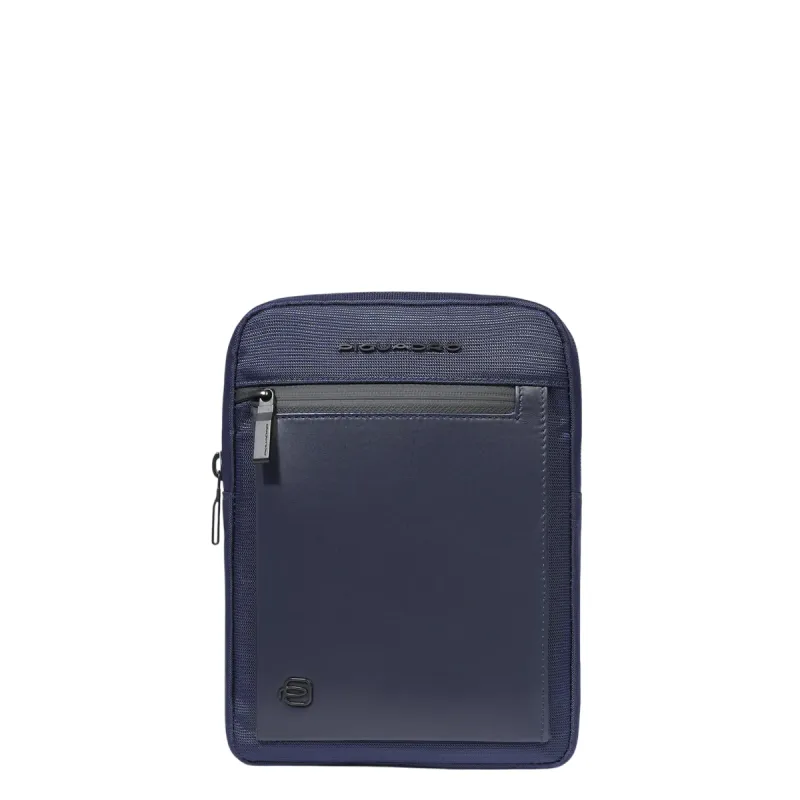 Borsello uomo per iPad® Mini in pelle e tessuto Piquadro...