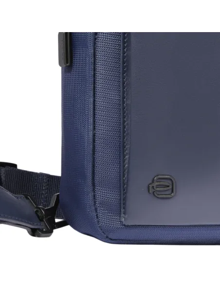 Borsello uomo per iPad® Mini in pelle e tessuto Piquadro Orion, blu