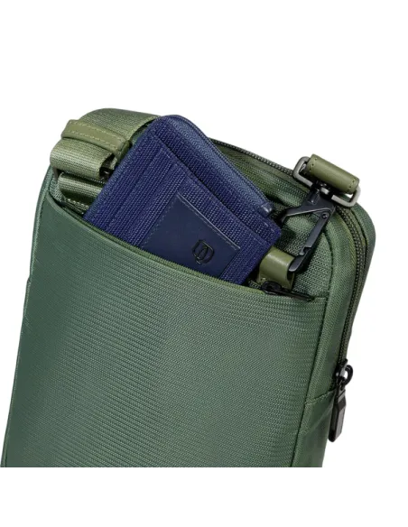 Borsello uomo per iPad® Mini in pelle e tessuto Piquadro Orion, verde