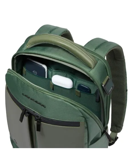 Zaino porta PC da 14 con due comparti in pelle e tessuto Piquadro Orion, verde
