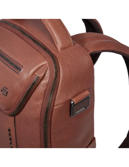 Kleiner Rucksack mit 13.3 Laptopfach Piquadro Cronus, braun