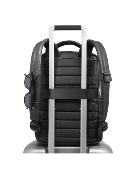 Kleiner Rucksack mit 13.3 Laptopfach Piquadro Cronus, schwarz