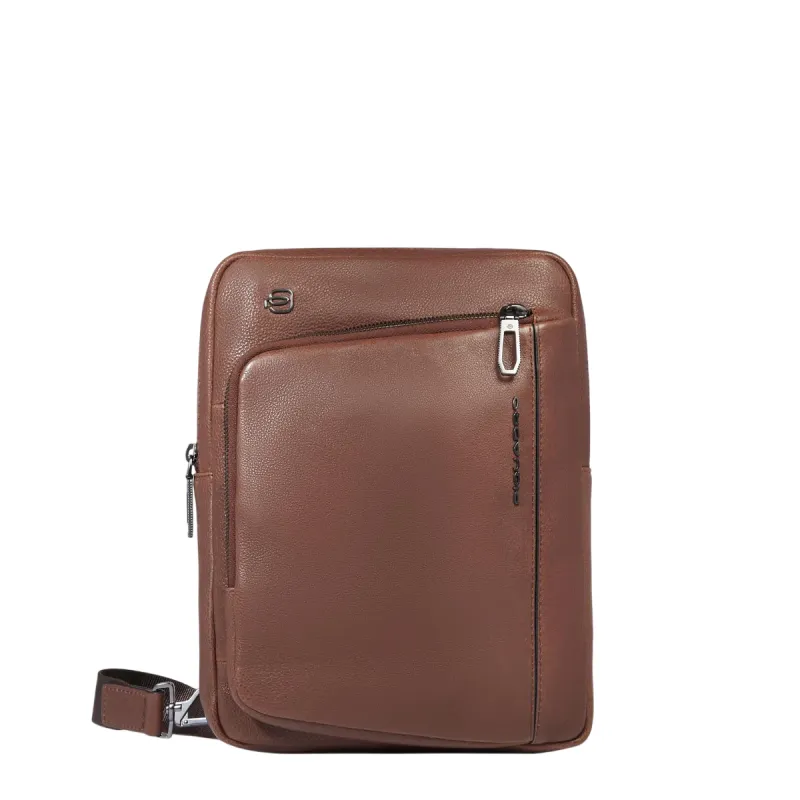 Borsello uomo in pelle porta iPad® Piquadro Cronus, marrone
