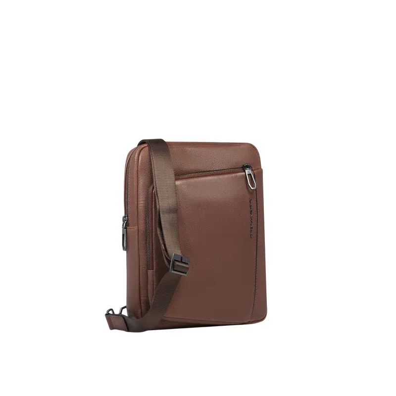 Borsello uomo in pelle porta iPad® Piquadro Cronus, marrone 2