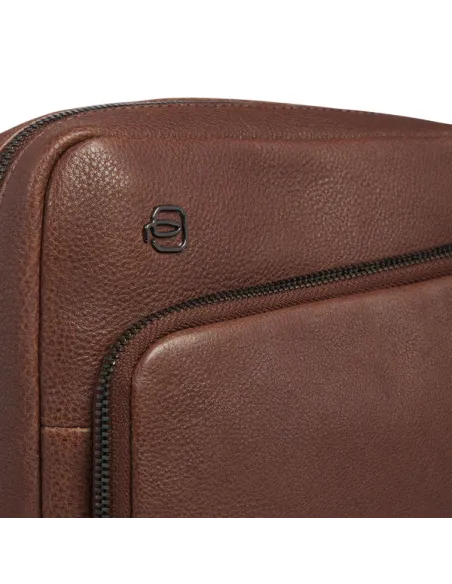 Borsello uomo in pelle porta iPad® Piquadro Cronus, marrone