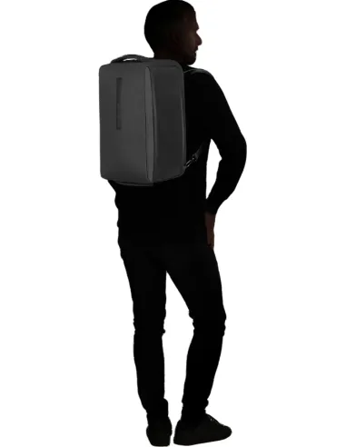 Borsone piccolo indossabile a zaino...