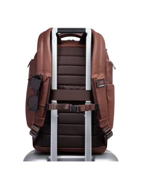 Zaino porta pc da 15,6 in pelle Piquadro Cronus con cinghia pettorale, marrone