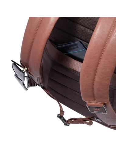 Piquadro Cronus 15.6 leather laptop...