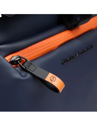 Zaino piccolo porta pc in tessuto...