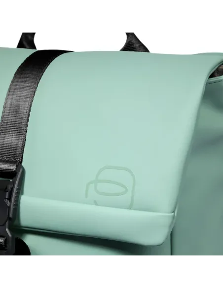 Zaino piccolo porta pc in tessuto impermeabile Piquadro C2OW, verde acqua