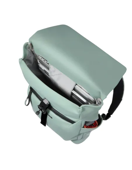Zaino piccolo porta pc in tessuto impermeabile Piquadro C2OW, verde acqua