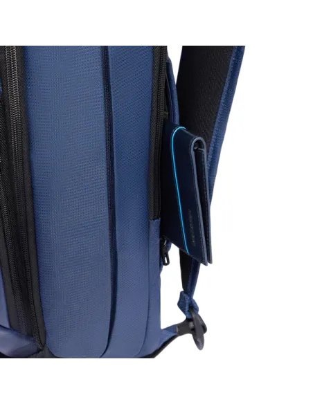 Reiserucksack mit 15,6 PC-Fach aus Stoff und veganem Leder Piquadro, blau