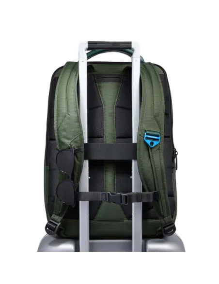 Zaino da viaggio espandibile porta pc da 17,3 in tessuto e pelle vegana Piquadro, verde