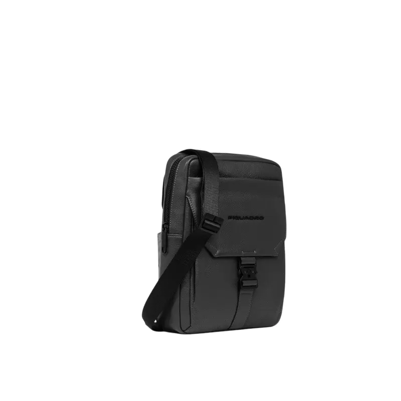 Piquadro Than iPad® man cross body bag, black 2