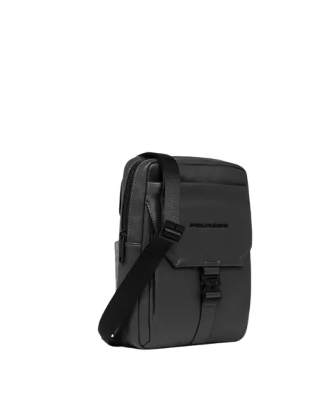 Borsello in pelle Piquadro Than, nero